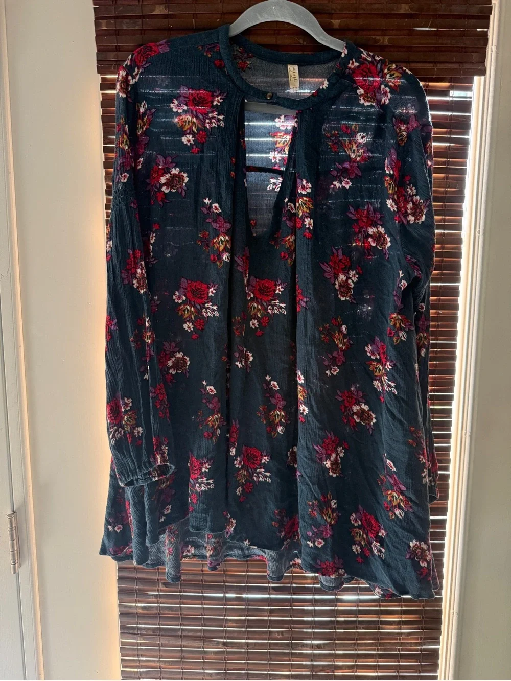 Free People Anouk Boho Floral swing dress, Navy Women’s Tunic Top, sz S, guc